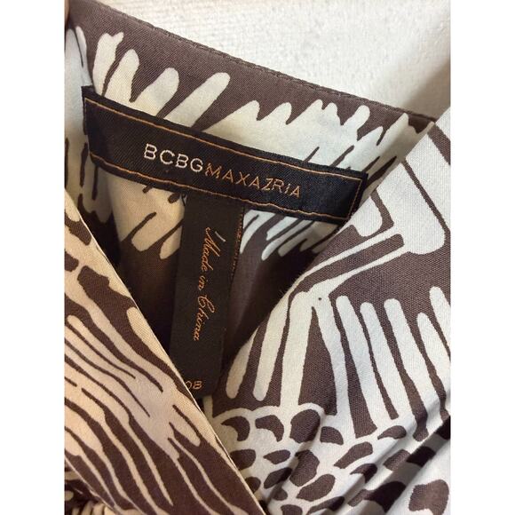 BCBG Dress 8 Sleeveless Defined Waist Brown Cream Printed Date Night Ready - Picture 6 of 7